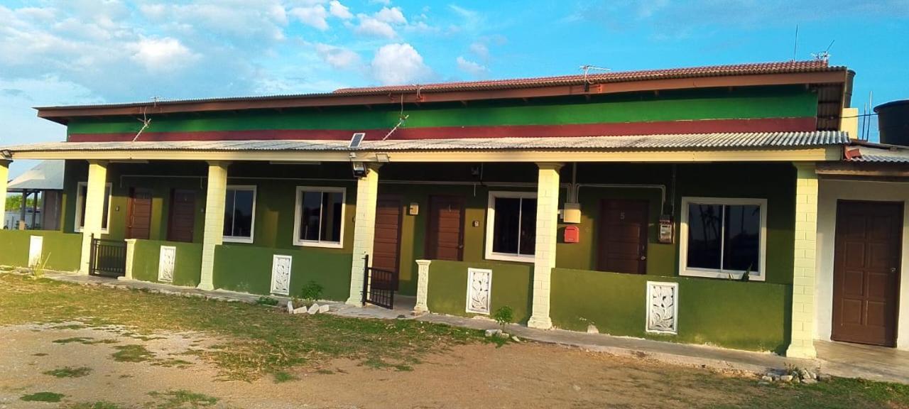 D'Tanjung Roomstay, Pekan Pahang Zewnętrze zdjęcie